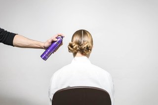 Οδηγίες για το Braided Buns Βήμα 8 Kerastase