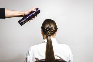 Οδηγίες για την Τυλιγμένη Αλογοουρά Βήμα 9 Kerastase